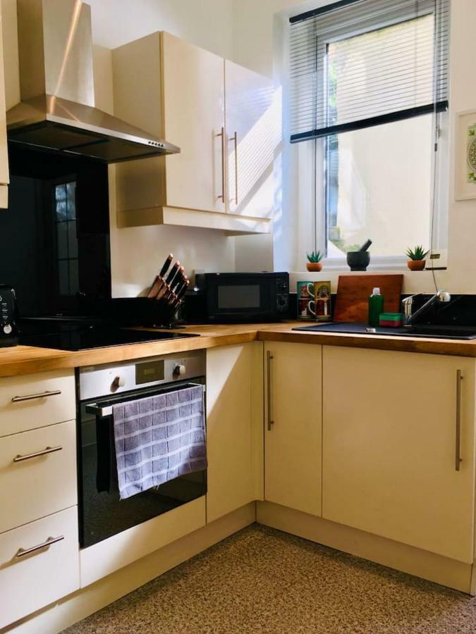 Spacious Apartment In The Heart Of St Leonards ヘイスティングス エクステリア 写真